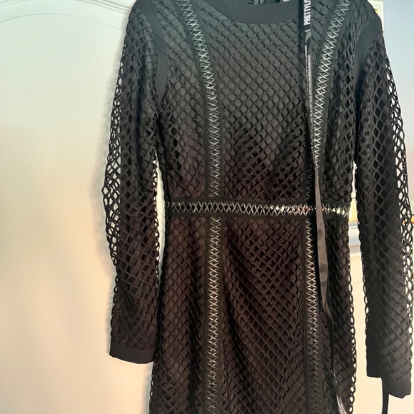 Black mesh PrettyLittleThings dress - Picture 2 of 3